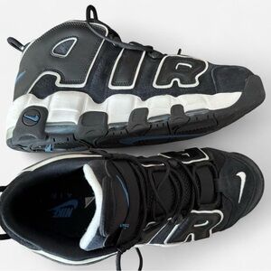 Nike Black and White AIR Sneakers